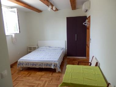 Holiday Apartment in Neviđane (Zadarska) or holiday homes and vacation rentals