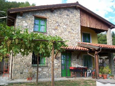 Holiday House in Plodio (Savona) or holiday homes and vacation rentals