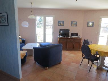 Holiday Apartment in Lacoste (Vaucluse) or holiday homes and vacation rentals