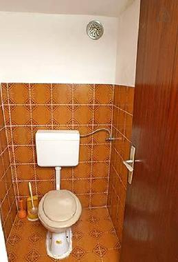 Holiday House in Omi (Splitsko-Dalmatinska) or holiday homes and vacation rentals