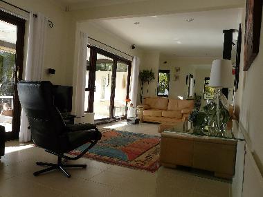 Living  with sliding doors to the terras 