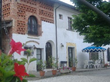Holiday Apartment in Orentano (Lucca) or holiday homes and vacation rentals