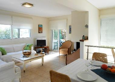 Villa in Loutraki (Korinthia) or holiday homes and vacation rentals