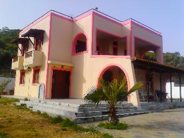 Holiday House in AGIOI (Attiki) or holiday homes and vacation rentals