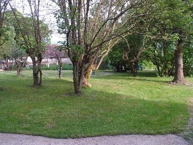 Holiday House in ST AUBIN DE LANQUAIS (Dordogne) or holiday homes and vacation rentals