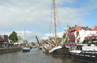 Holiday House in Lemmer (Friesland) or holiday homes and vacation rentals