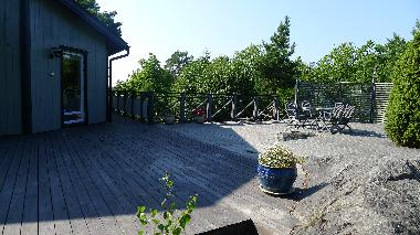 Terrace to the north