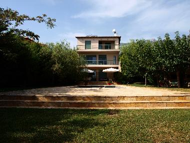 Bed and Breakfast in KINETA (Attiki) or holiday homes and vacation rentals