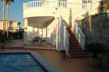 Villa in San Fulgencio (Alicante / Alacant) or holiday homes and vacation rentals