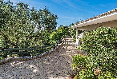 Outside of big villa for 2/4 persons