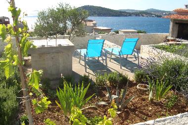 Holiday Apartment in Ra�anj (Sibensko-Kninska) or holiday homes and vacation rentals