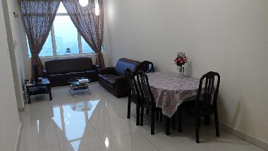 Open plan living / dining room, high speed 8mbps internet, internet TV over 260 channels