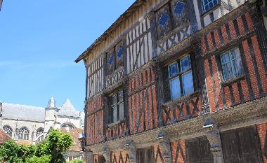 Holiday Apartment in Bar sur Seine (Aube) or holiday homes and vacation rentals