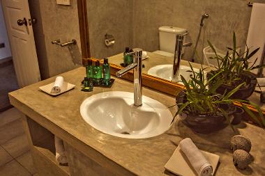 Villa in Thalahena, Negombo (Gampaha) or holiday homes and vacation rentals