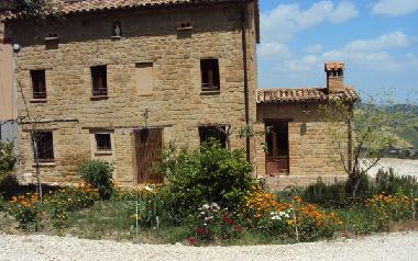 Holiday House in gualdo (Macerata) or holiday homes and vacation rentals