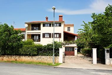 Holiday Apartment in Fa�ana (Istarska) or holiday homes and vacation rentals