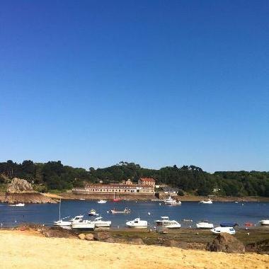 Holiday House in LEZARDRIEUX (C�tes-d'Armor) or holiday homes and vacation rentals