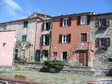 Holiday House in Montemarcello di Ameglia (La Spezia) or holiday homes and vacation rentals