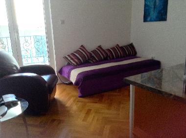 Lounge / Kitchen