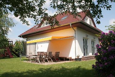 Holiday House in Prague Průhonice (Hlavni Mesto Praha) or holiday homes and vacation rentals