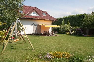 Holiday House in Prague Průhonice (Hlavni Mesto Praha) or holiday homes and vacation rentals