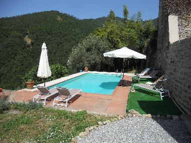 Bed and Breakfast in FIVIZZANO (Massa-Carrara) or holiday homes and vacation rentals