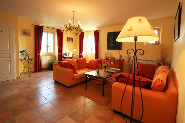 Bed and Breakfast in Gordes (Vaucluse) or holiday homes and vacation rentals