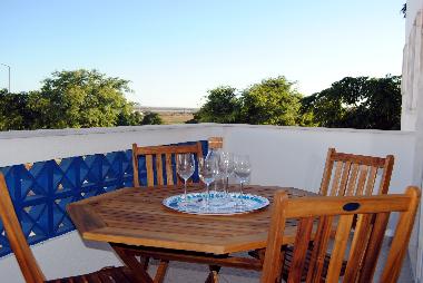 We want and enjoy the warm evenings in the Algarve