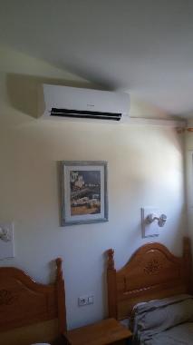 climatize in the bedrooms