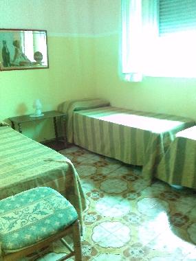 smaller room with 3 singles