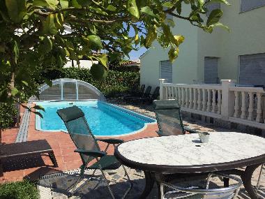 Boat in Sant Pere Pescador  (Girona) or holiday homes and vacation rentals