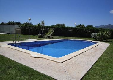 communal swimming pool