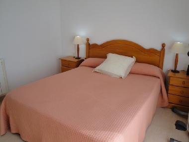 bedroom with double bed