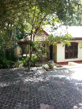 Holiday House in Hikkaduwa-Gonipinuwala (Galle) or holiday homes and vacation rentals