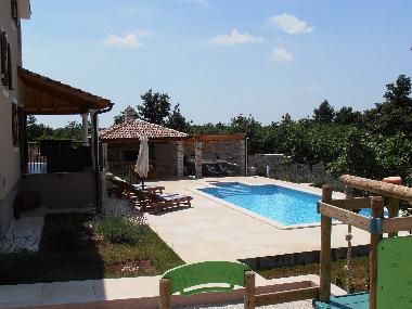 Holiday House in Stokovci (Istarska) or holiday homes and vacation rentals
