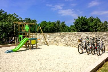 Holiday House in Stokovci (Istarska) or holiday homes and vacation rentals