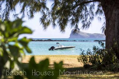 Holiday House in Cap Malheureux (Pereybere) or holiday homes and vacation rentals