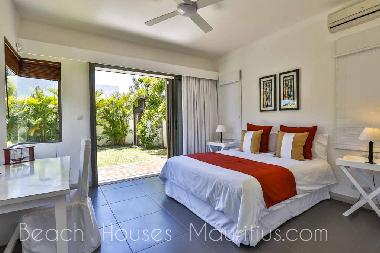 Holiday House in Cap Malheureux (Pereybere) or holiday homes and vacation rentals