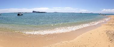 Holiday House in Cap Malheureux (Pereybere) or holiday homes and vacation rentals