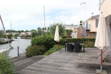 Holiday House in Workum (Friesland) or holiday homes and vacation rentals