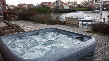 Holiday House in Workum (Friesland) or holiday homes and vacation rentals