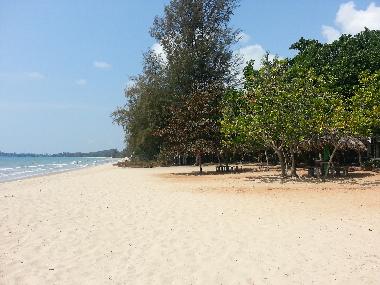 Holiday House in Mae Phim (Rayong) or holiday homes and vacation rentals