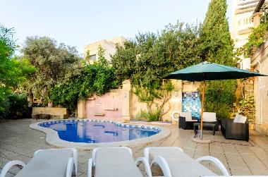 Bed and Breakfast in Insel Gozo, Qala (Gozo) or holiday homes and vacation rentals