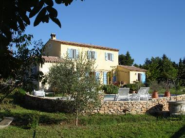 Villa in Lorgues (Var) or holiday homes and vacation rentals