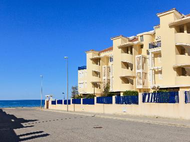 Holiday Apartment in Dnia (Alicante / Alacant) or holiday homes and vacation rentals