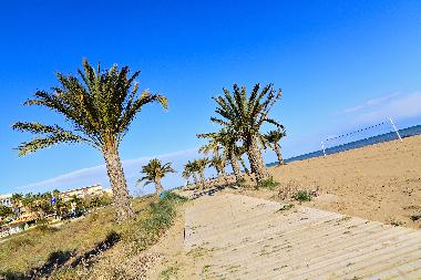 Holiday Apartment in Dnia (Alicante / Alacant) or holiday homes and vacation rentals