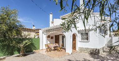 Chalet in D�nia (Alicante / Alacant) or holiday homes and vacation rentals
