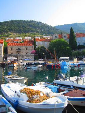 Bed and Breakfast in Bol (Splitsko-Dalmatinska) or holiday homes and vacation rentals