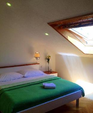 Bed and Breakfast in Bol (Splitsko-Dalmatinska) or holiday homes and vacation rentals