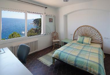 Villa in Lloret de Mar, Cala Canyelles (Girona) or holiday homes and vacation rentals